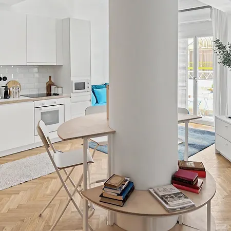 Paleon Patron Germanou 30 - Estia Premium Apartament